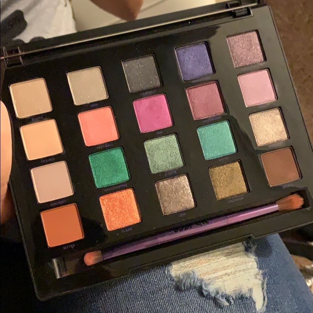 Dont have the box but has never been used is new